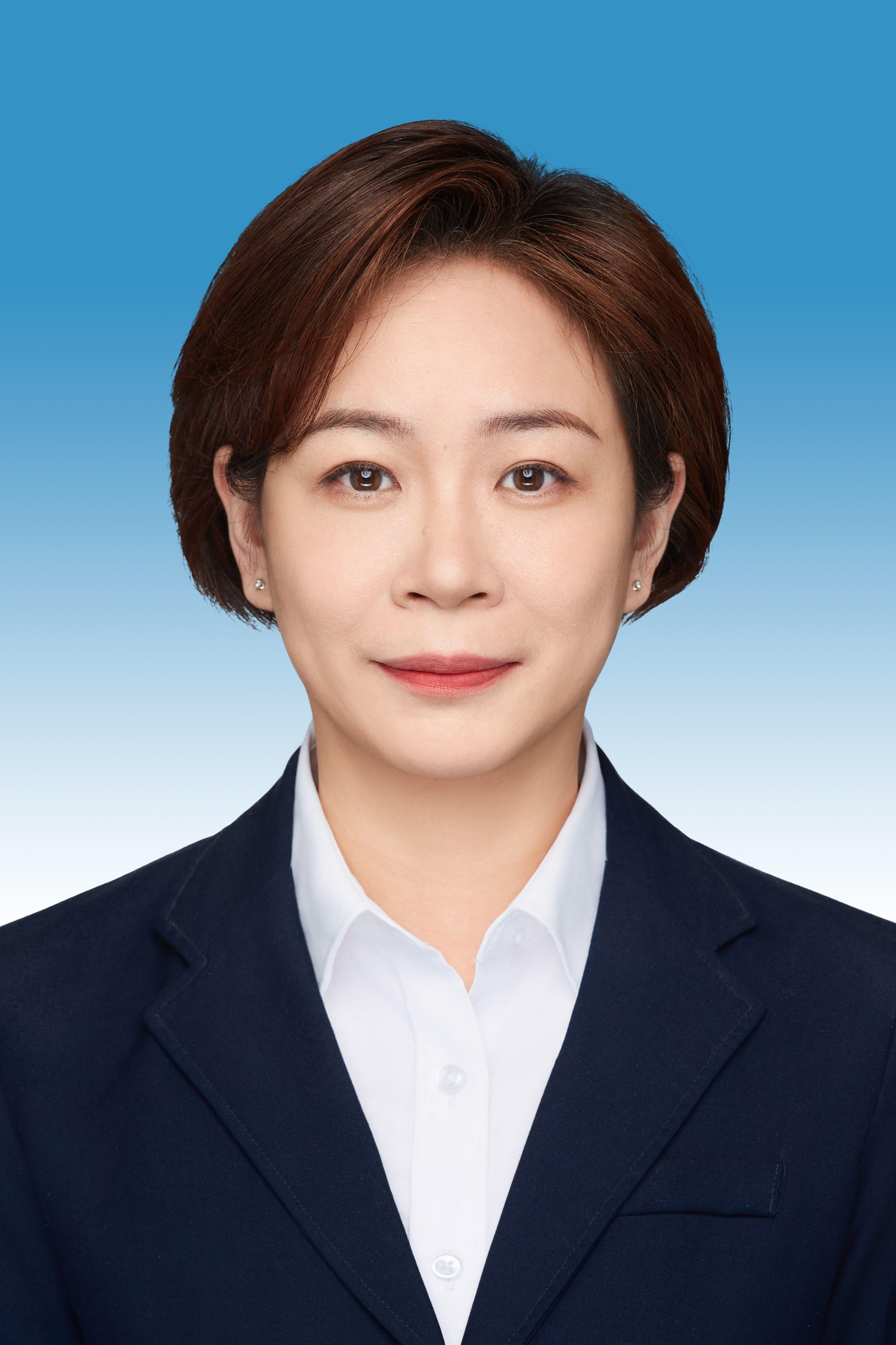 邓惠英